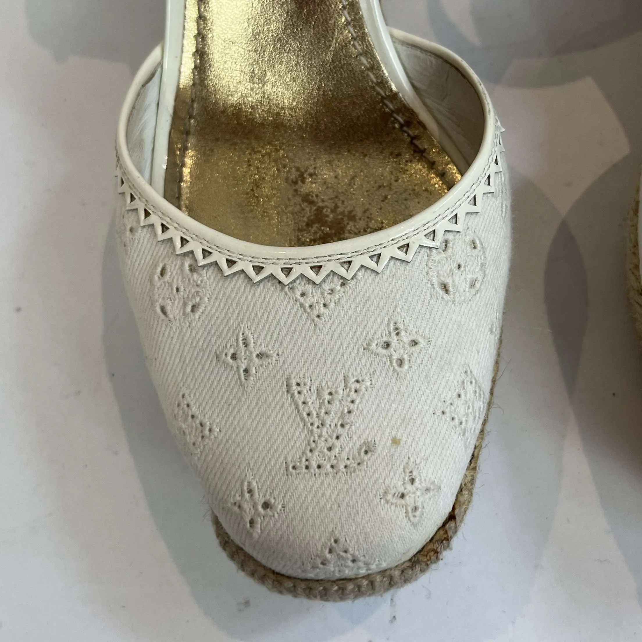 Louis Vuitton £860 Ecru Embroidered Cotton Wedge Espadrilles 37.5