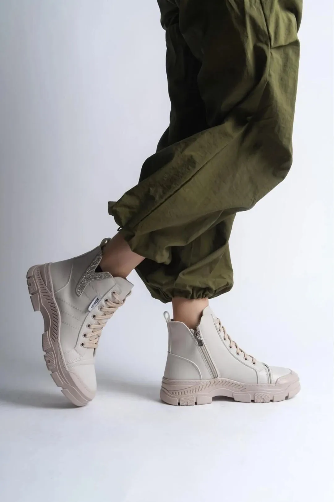Women's Patterned Casual Orthopedic Stylish Boots - Beige
